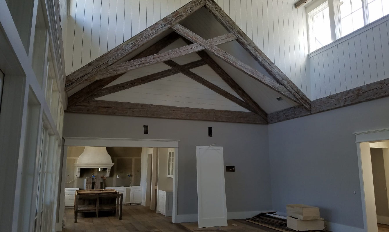 Interior trim with antique vigues